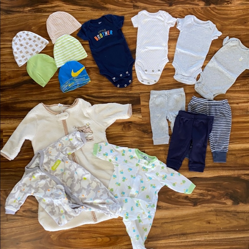 Lot of newborn clothes